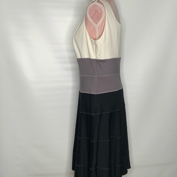 PAULE Ka colour block gorgeous dress. - Picture 9 of 11